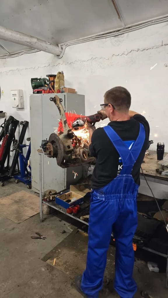 mecanic service auto letcani